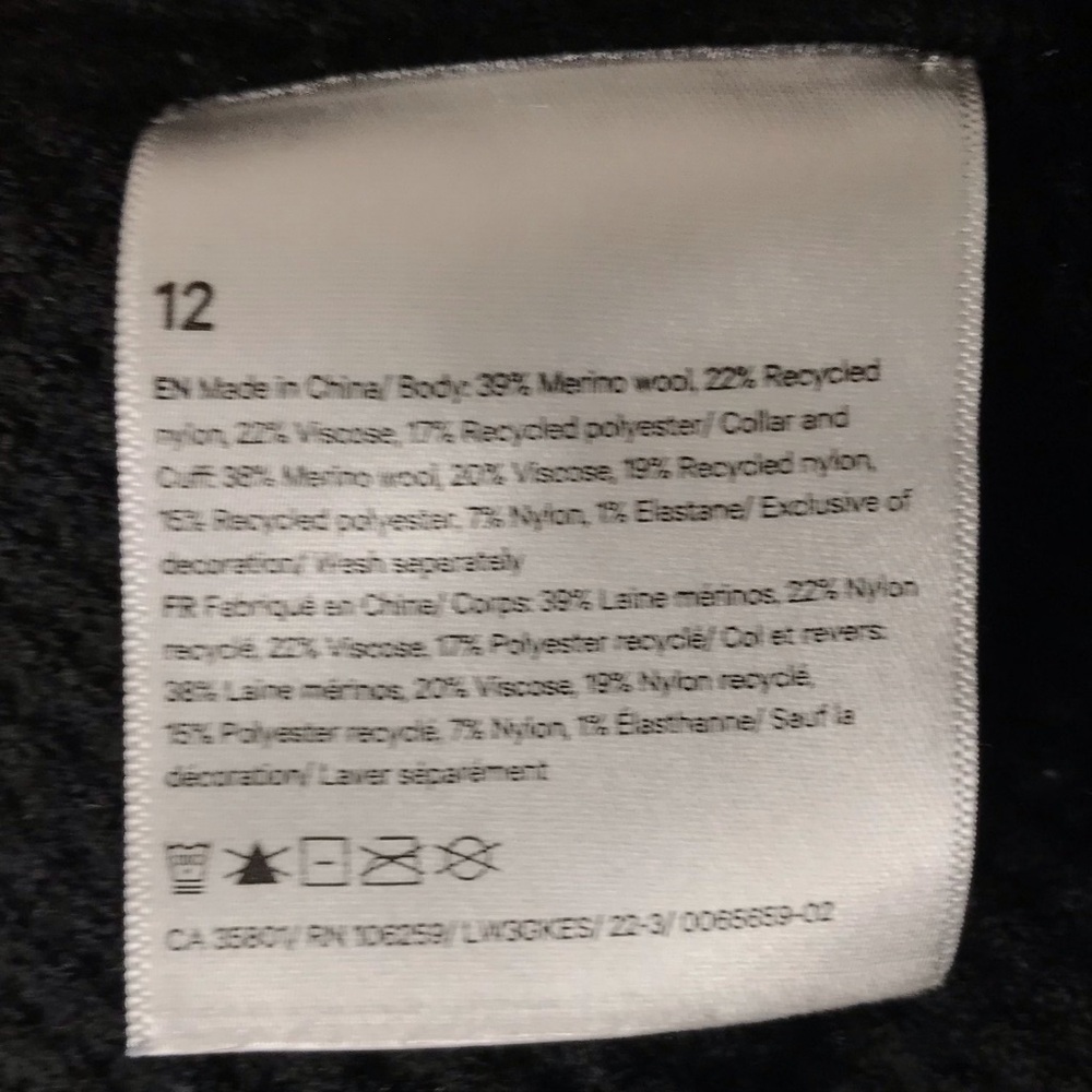 Women’s 12 Lululemon Reversible DoubleKnit Crew Neck Sweater Graphite - Picture 13 of 15